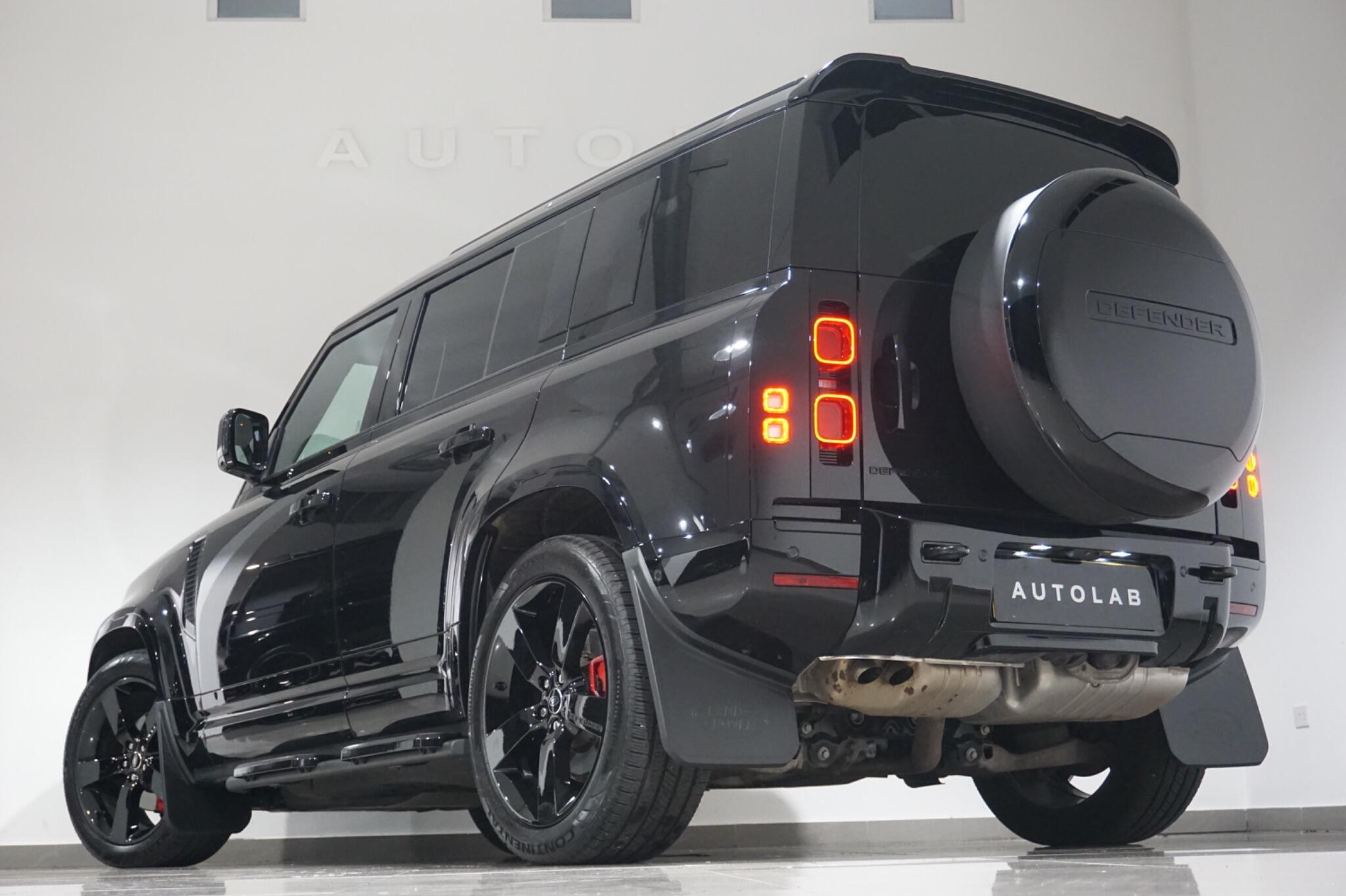 Land Rover Defender 110 3.0 D250 MHEV XS Edition SUV 5dr Diesel Auto 4WD Euro 6 (s/s) (250 ps)